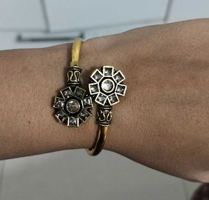 Women Casual bracelet
