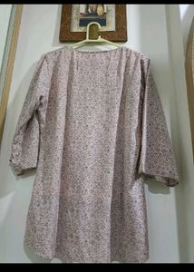 Pretty Floral Print top