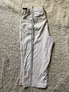 Y2K Chic White Capris