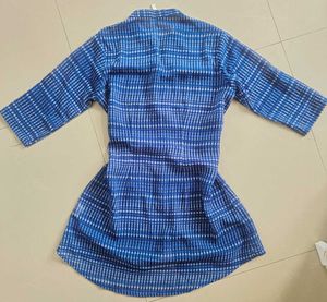 Blue &amp; White printed tunic top