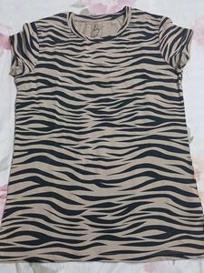 Trendy Zebra Print T-Shirt