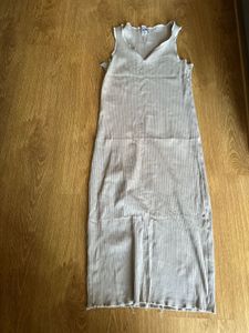 Elegant Beige Midi Dress