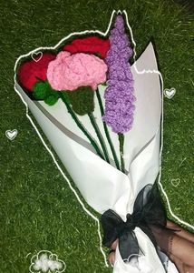 Customised Bouquet Available
