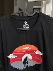 Men's "Lost" Graphic T-Shirt