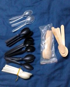 Plastic Storage Containers And Spoons