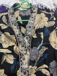 Elegant Floral Print Kurta with pant