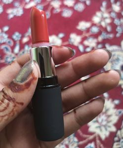 Swiss Beauty Pure Matte Lipstick
