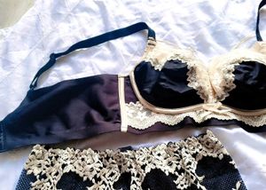 Lace Trimmed Black Brawith brief 👍