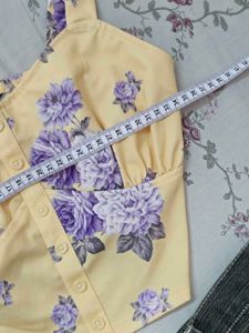 Butter yellow whimsical top