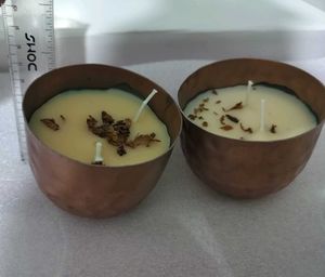Set of 2 Scented Candles