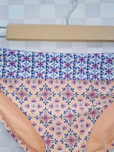 (700)Patterned Bikini Bottoms