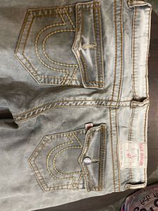 TRUE RELIGION WITH SMALL INK DOT AT BACK