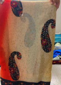 Beautiful Paisley Print Saree