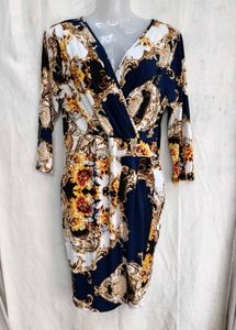 2829. Elegant Baroque Print Wrap Dress