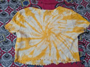 H&amp;M Tie Dye Cropped T-Shirt