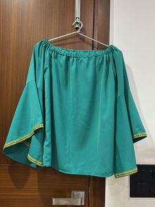 Green Off-Shoulder Bell Sleeve top