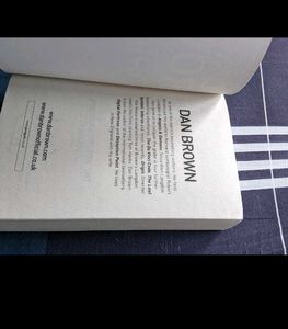 Dan Brown "Origin" Bestselling Novel