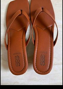 Brown 🤎 heels