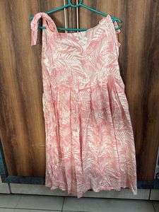 pretty pink dress.. its Unused