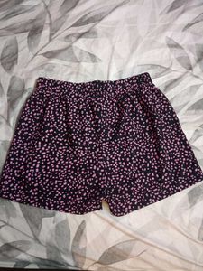 Floral Print Lounge Shorts 🖤