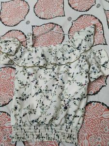 Floral Print Off-Shoulder Top