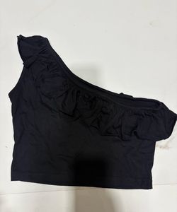Chic Black One-Shoulder Ruffle Top