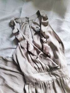 H&amp;M Ruffled Maxi Dress