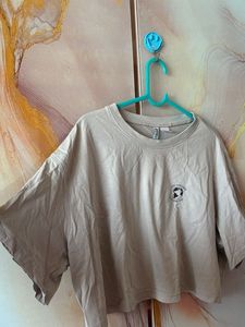Cute cropped t-shirt