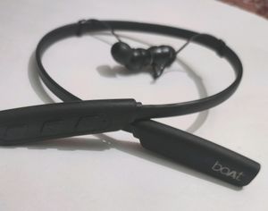 boAt Rockerz 235v2, Used, with Vibration alert