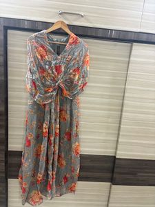 Floral Print Twist Front Midi Dress