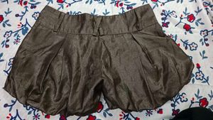 Sparkly High-Waisted balloon Shorts