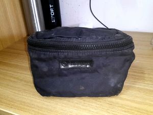 Cosmetic pouch