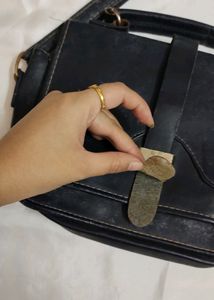 Sling Bag