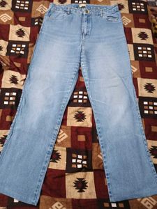 Light Wash Denim Jeans