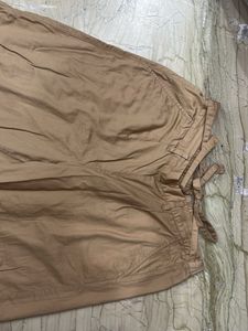 Stylish Wide-Leg Khaki Pants Capri