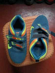 Kids Sports Shoes
