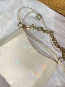 Chic Chain Crossbody Bag