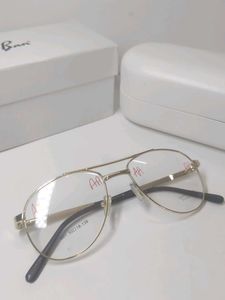 Aviator Eyeglasses with Gold Frame
