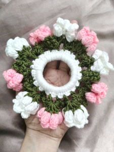 Handmade Crochet Sunflower scrunchies🌻