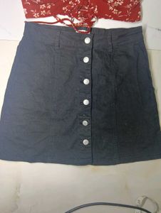 JDY by ONLY Co-ord skirt  with red top