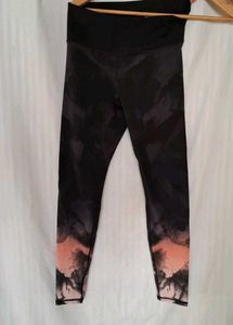 Stylish Black &amp; Pink Print Leggings