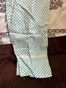 soft longwear  White Kurta Set with Green Print