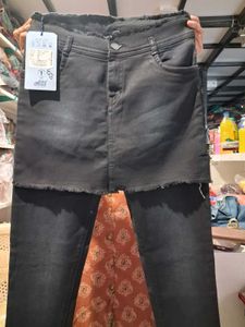 Stylish Black Denim Skirt Jeans 32