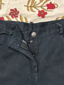 Women High-rise Cotton Cargo Pant With Capri(2in1)