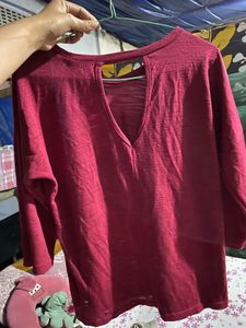 Chic Maroon V-Neck Top with Keyhole Detail