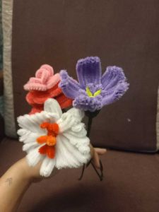 Handmade Pipe Cleaner Flowers