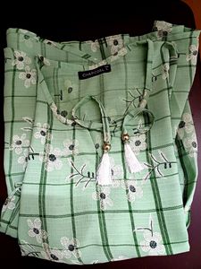 Pumpkin green color thick georgette kadhi floral p