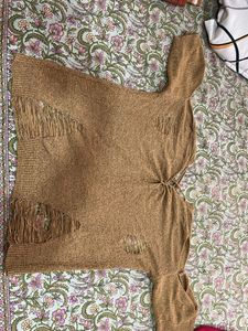 Distressed Knit Sweater with Fringe