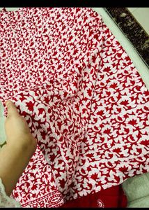 Red &amp; White Floral Kurta Set with Dupatta