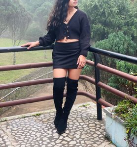 black mini skirt